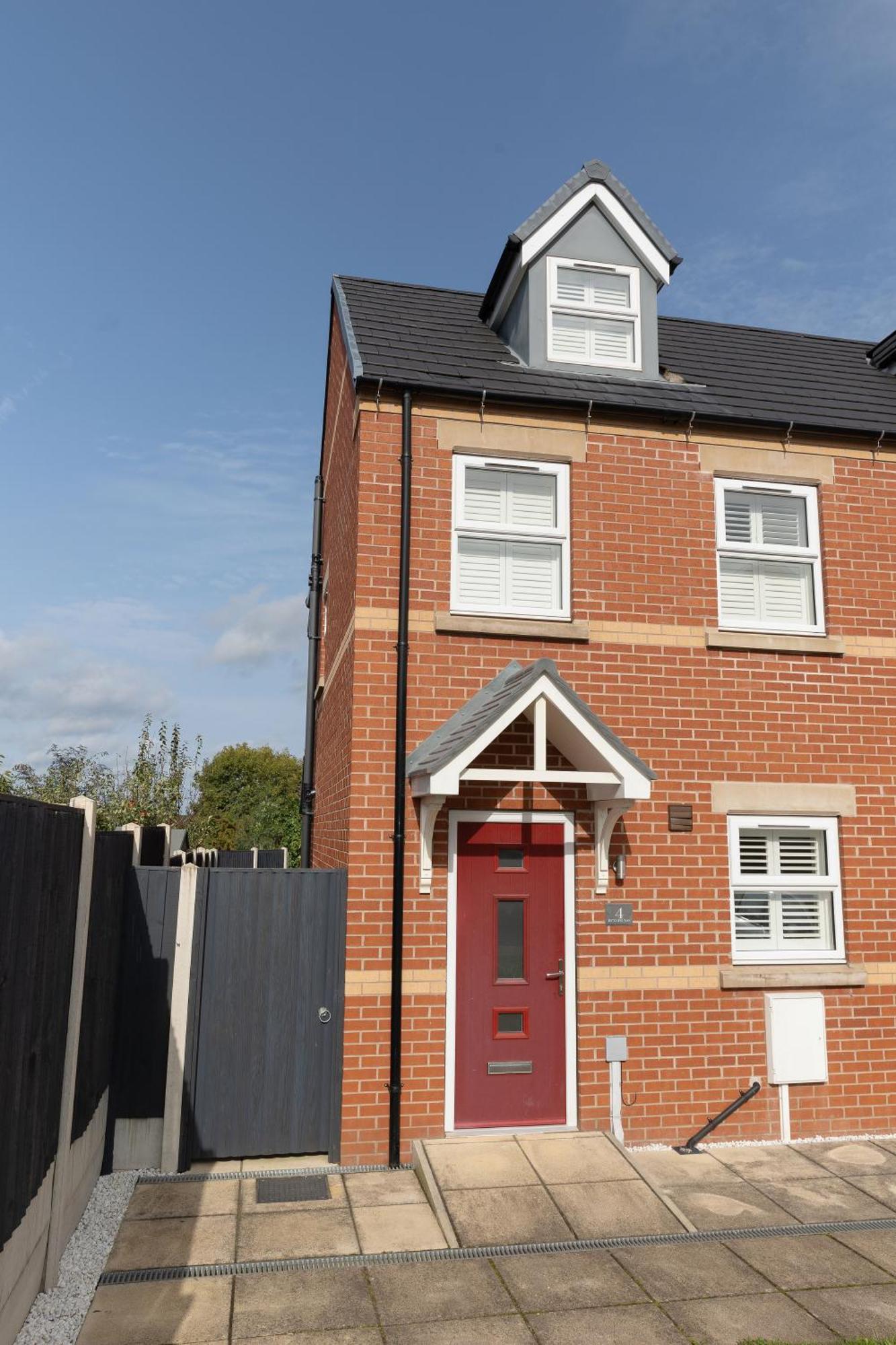 Private Room In A New Build Heanor Exterior foto